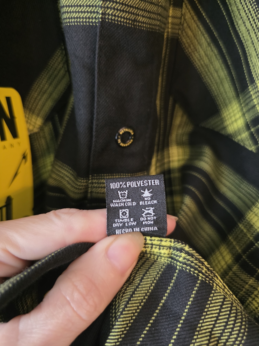 Official Metallica Dixxon Flannel Men's Black & Yellow Collector's Item - Picture 11 of 13